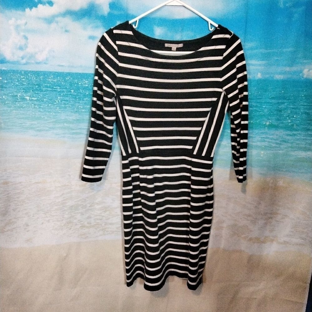 " Gap" woman's  dress. 100 percent cotton.